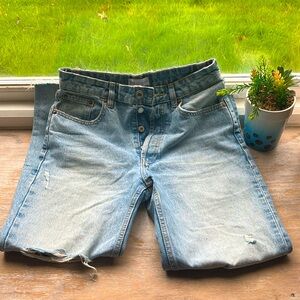❌SOLD❌Zara Jeans| Distressed denim